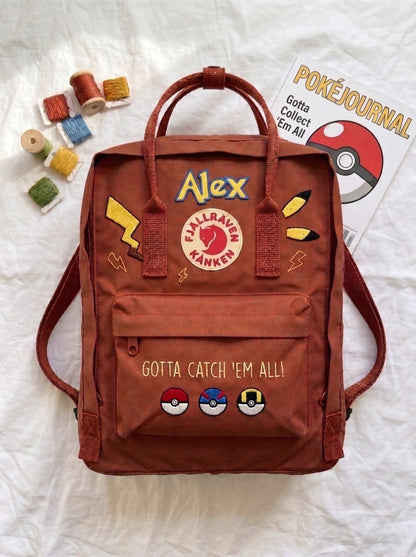Handbestickter Fjällräven-Kånken-Rucksack mit Pokémon-Motiv