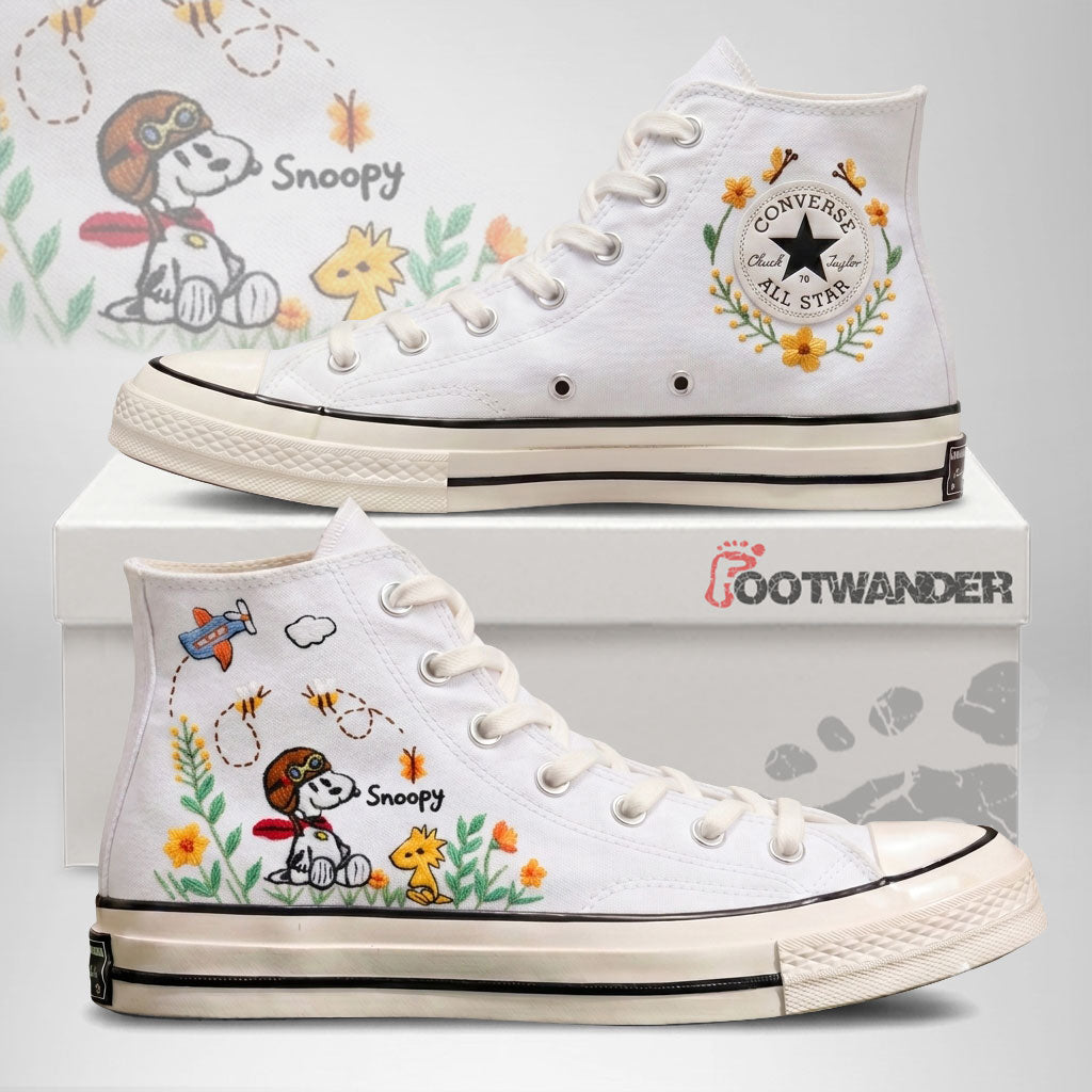 Snoopy Hand-Embroidered Converse Chuck Taylor 1970s - All Star Classic