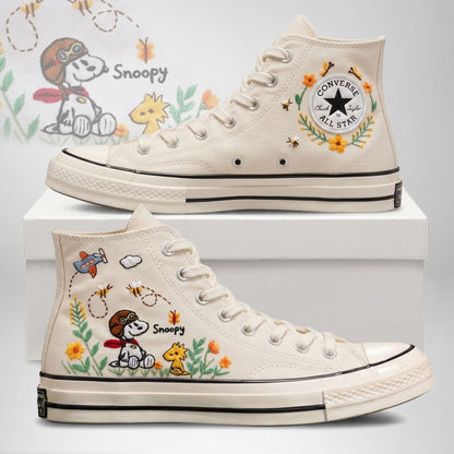 Snoopy Hand-Embroidered Converse Chuck Taylor 1970s - All Star Classic