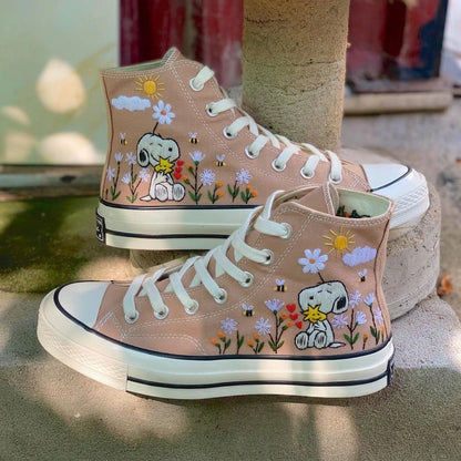 Snoopy Hand-Embroidered Converse Chuck Taylor 1970s - All Star Classic - AZ26280701