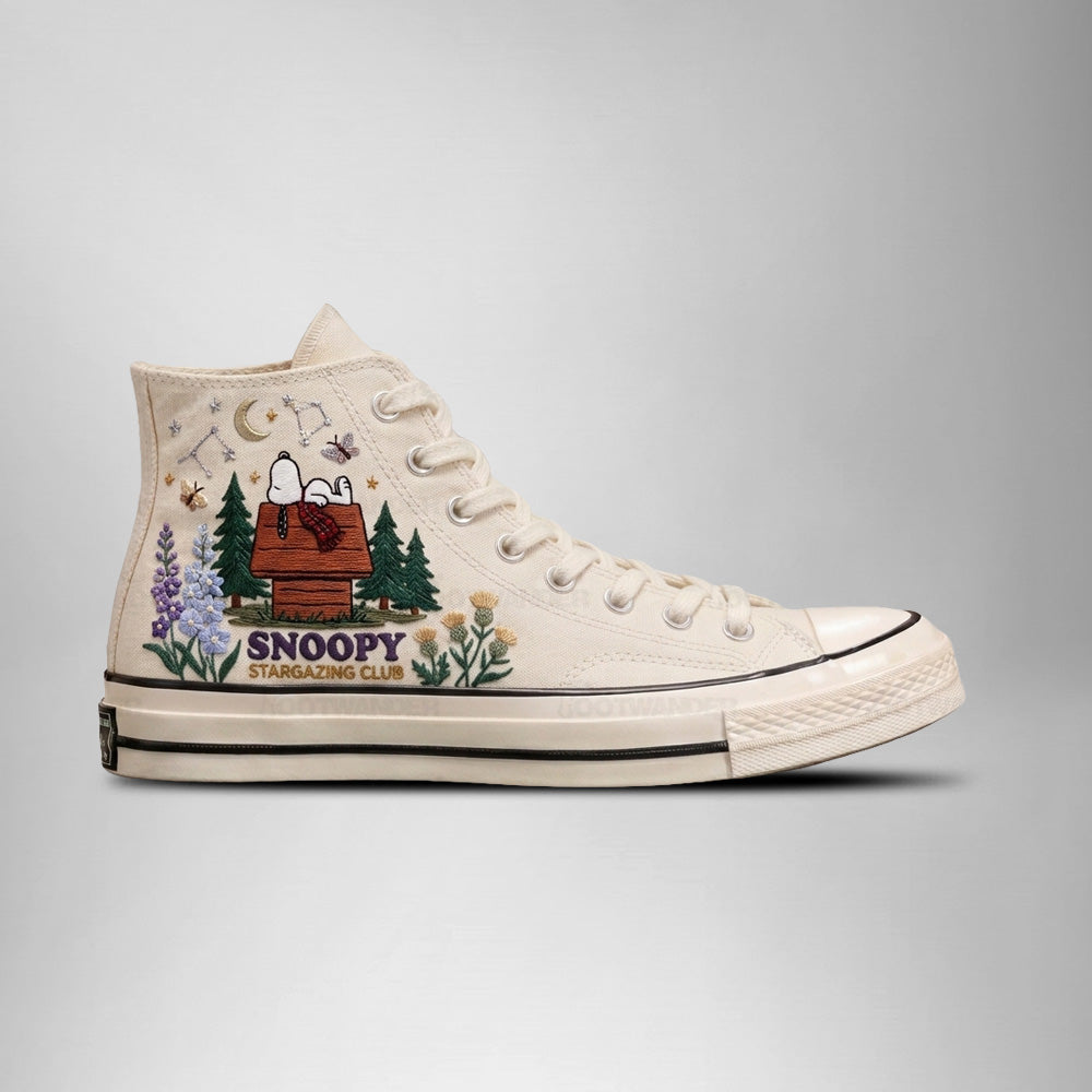 Snoopy Hand-Embroidered Converse Chuck Taylor 1970s - All Star Classic - AZ26150706