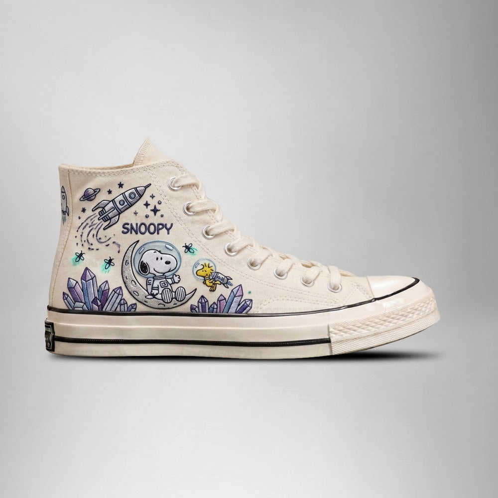 Snoopy Hand-Embroidered Converse Chuck Taylor 1970s - All Star Classic - AZ26150704