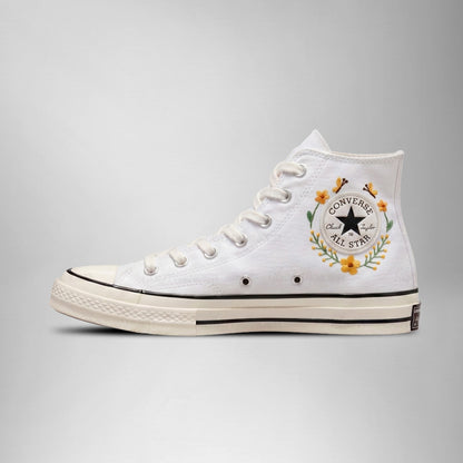 Snoopy Hand-Embroidered Converse Chuck Taylor 1970s - All Star Classic