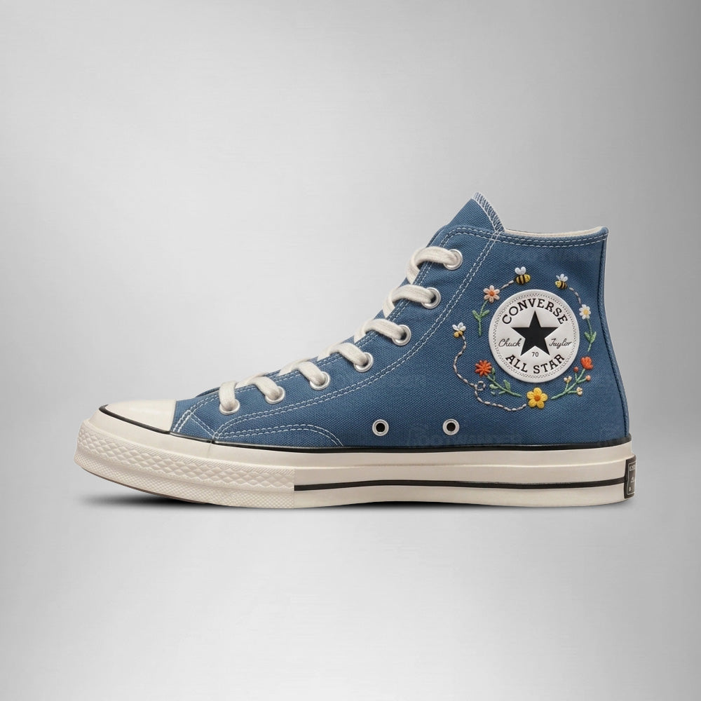 Snoopy Hand-Embroidered Converse Chuck Taylor 1970s - All Star Classic - AZ26150710