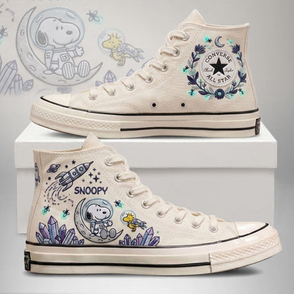 Snoopy Hand-Embroidered Converse Chuck Taylor 1970s - All Star Classic - AZ26150704