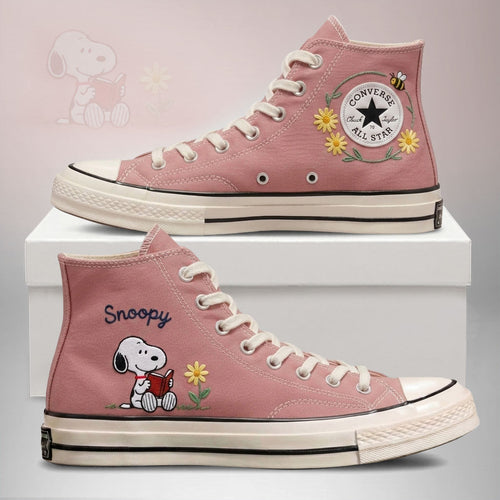 Snoopy Hand-Embroidered Converse Chuck Taylor 1970s - All Star Classic - AZ26150708