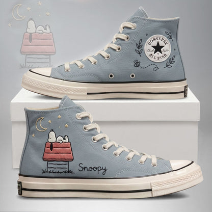 Snoopy Hand-Embroidered Converse Chuck Taylor 1970s - All Star Classic - AZ26150709