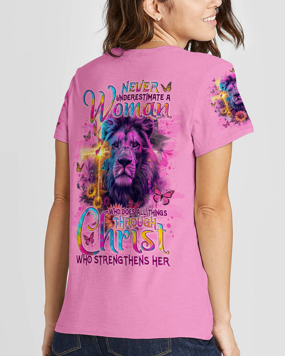 Never Underestimate A Woman Lion Women's All Over Print Shirt - Tlno1204242