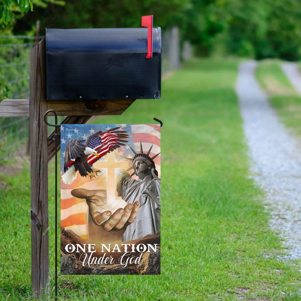 Christian Garden Flags, One Nation Under God American Flags, Christian House Flags, Christian Cross Flag, Faith Flag, easychoo.com