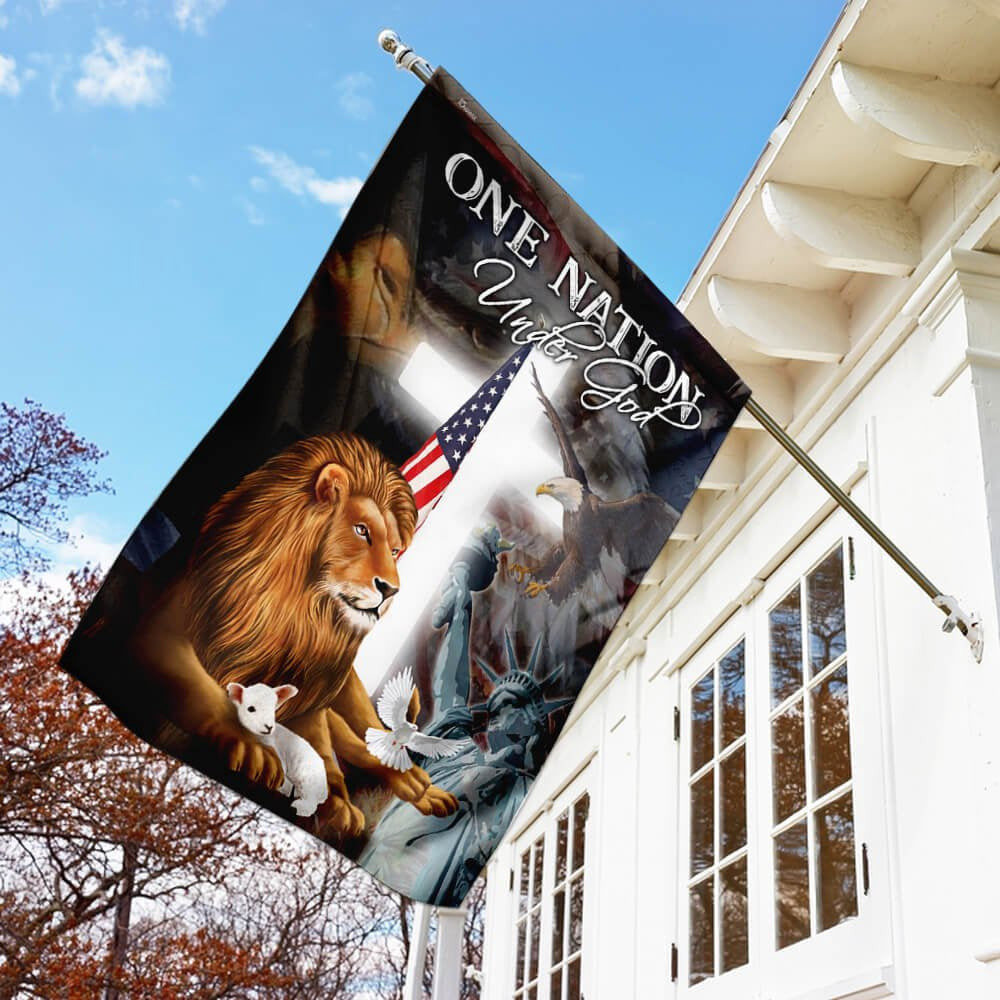 Christian Garden Flags, Lion and Lamb One Nation Under God Flag, Christian House Flags, Christian Cross Flag, Faith Flag, easychoo.com