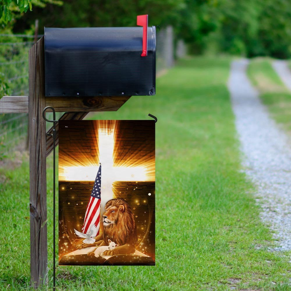 Christian Garden Flags, Lion God And Lamb American Flag, Christian House Flags, Christian Cross Flag, Faith Flag, easychoo.com