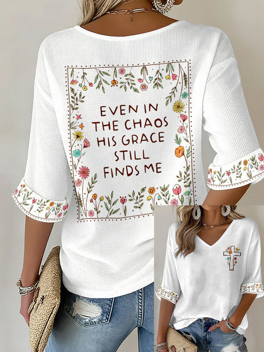 Women's 'even in the chaos his grace still finds me' V-neck tops