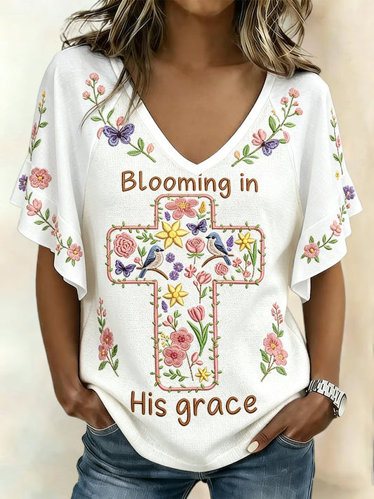 Women's Floral Faith Jesus Lover Blooming In His Grace Printed T-Shirt